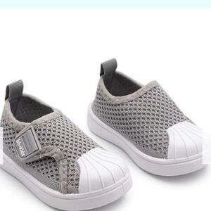 2 Tiny Feet Summer Sneakers - Non-Slip Baby Shoe-Socks Grey/White 5.5 NWT IN PKG